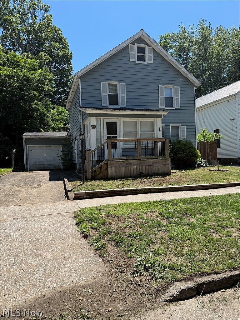 501 Madison St Conneaut, OH 44030, 44030