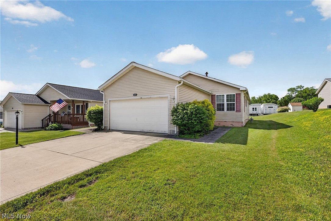 668 Woodlawn Rd Chardon, OH 44024, 44024