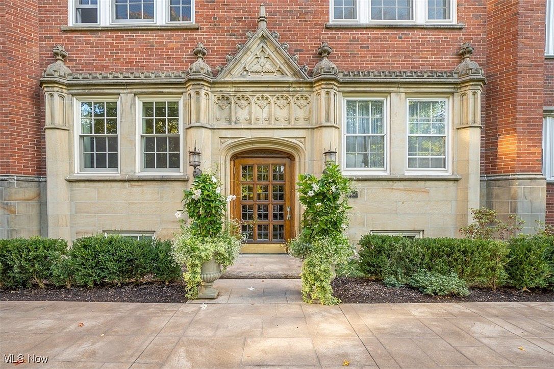 13609 Shaker Blvd APT 1A Cleveland, OH 44120 - Thumbnail 2