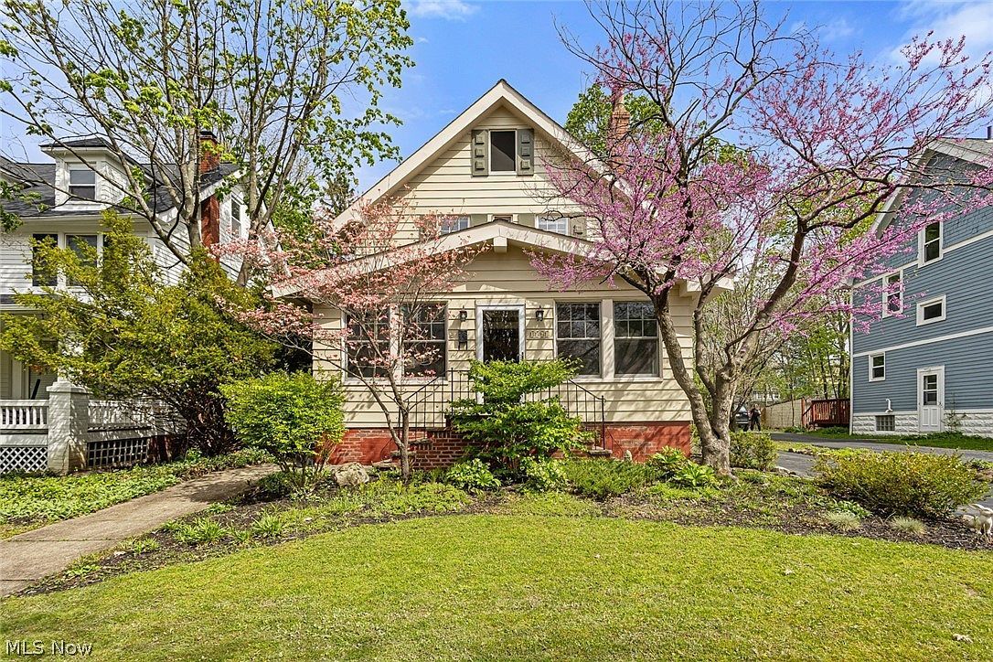 3361 Bradford Rd Cleveland Heights, OH 44118  | Single Family