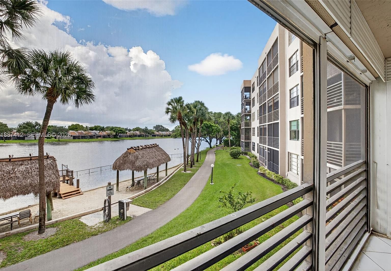 1100 Colony Point Cir APT 205 Pembroke Pines, FL 33026 - Thumbnail 2