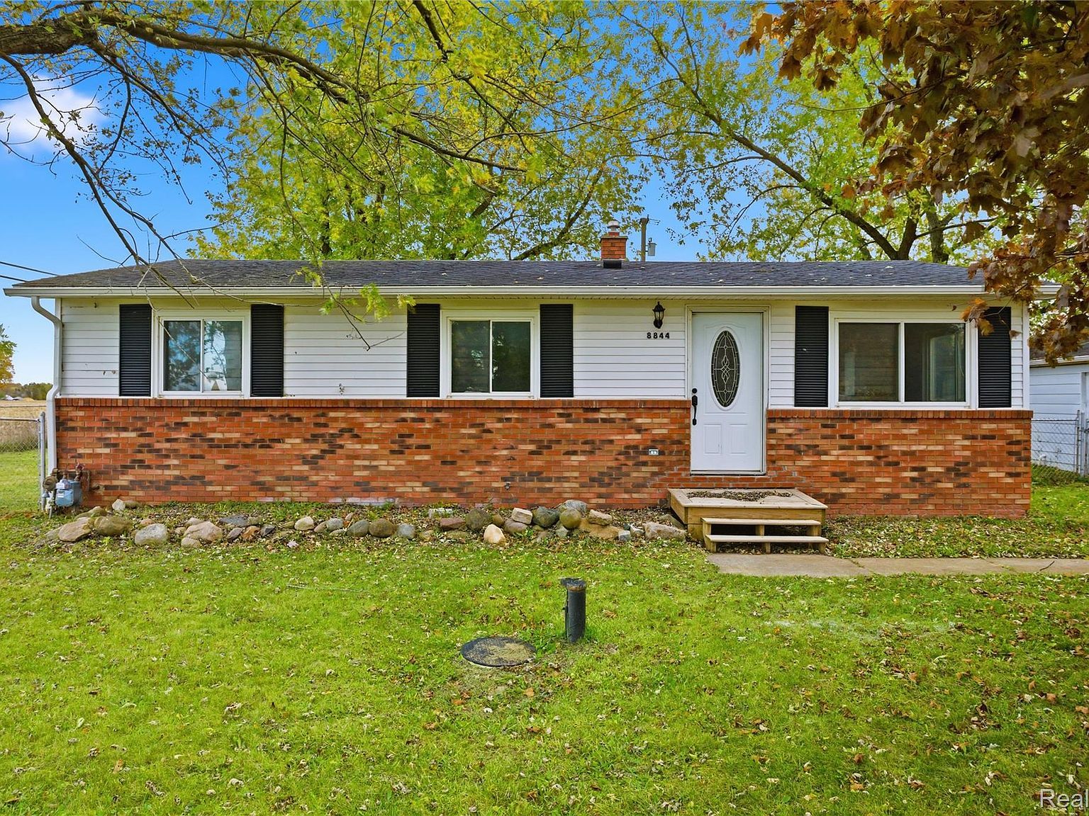 8844 Weldwood Dr Monroe, MI 48162 - Thumbnail 2