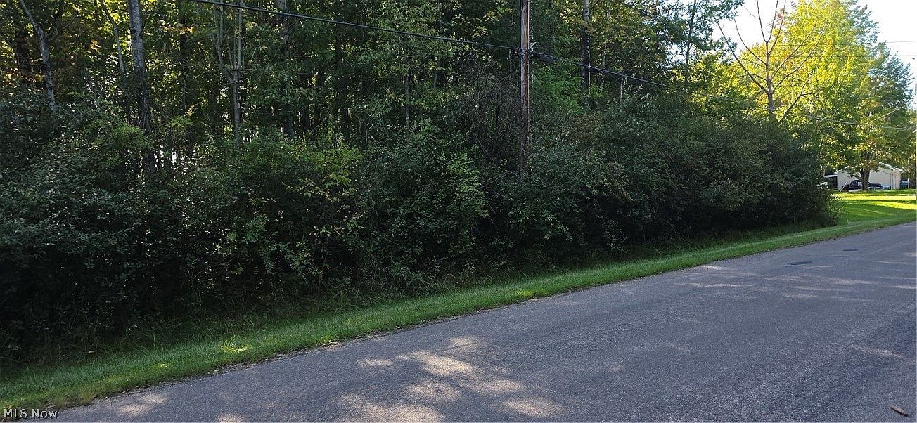 1677 & 1678 Sugar Creek Dr Rock Creek, OH 44084, 44084