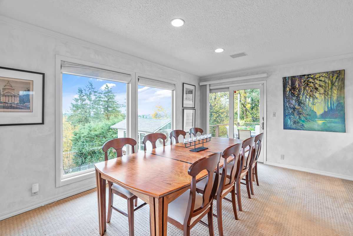 12120 SW 33rd Ave, Portland, OR 97219, USA - Thumbnail 3