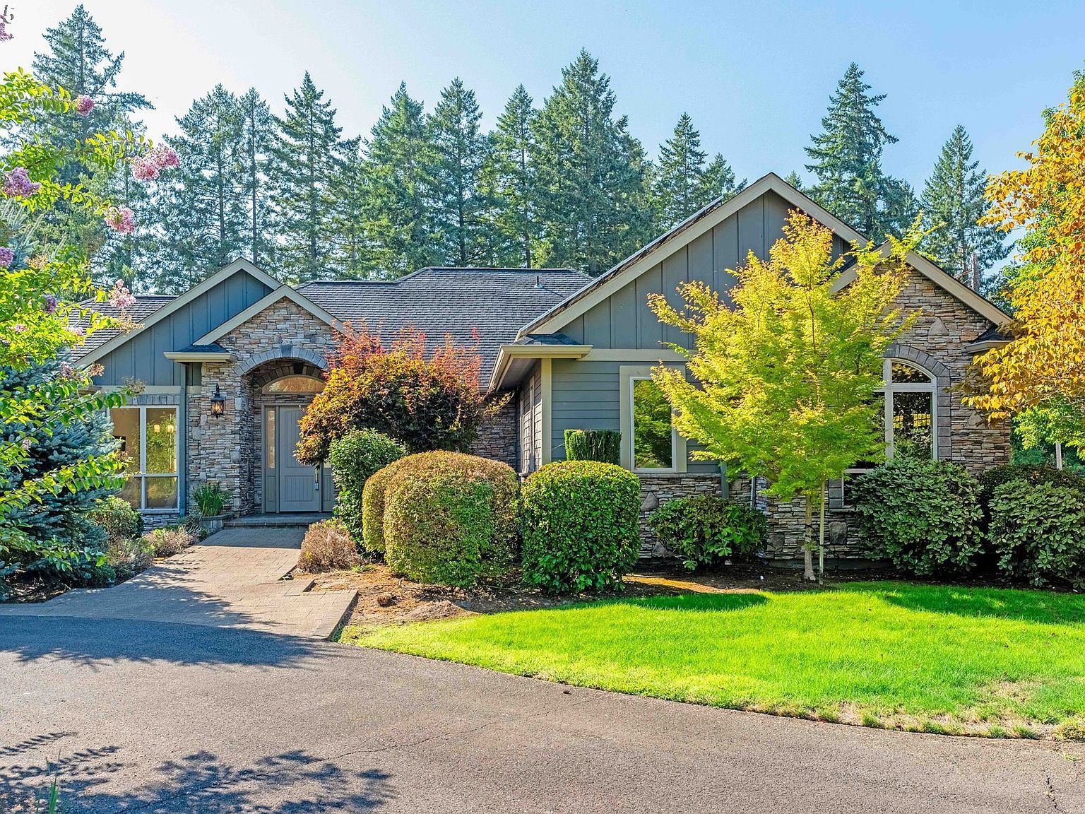 9145 Wallace Rd NW Salem, OR 97304 - Thumbnail 2