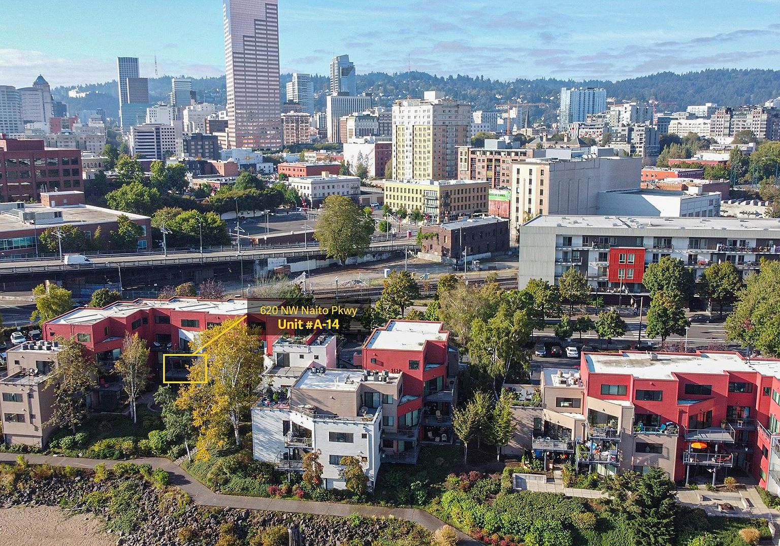 606 NW Naito Pkwy APT A14 Portland, OR 97209 - Thumbnail 2