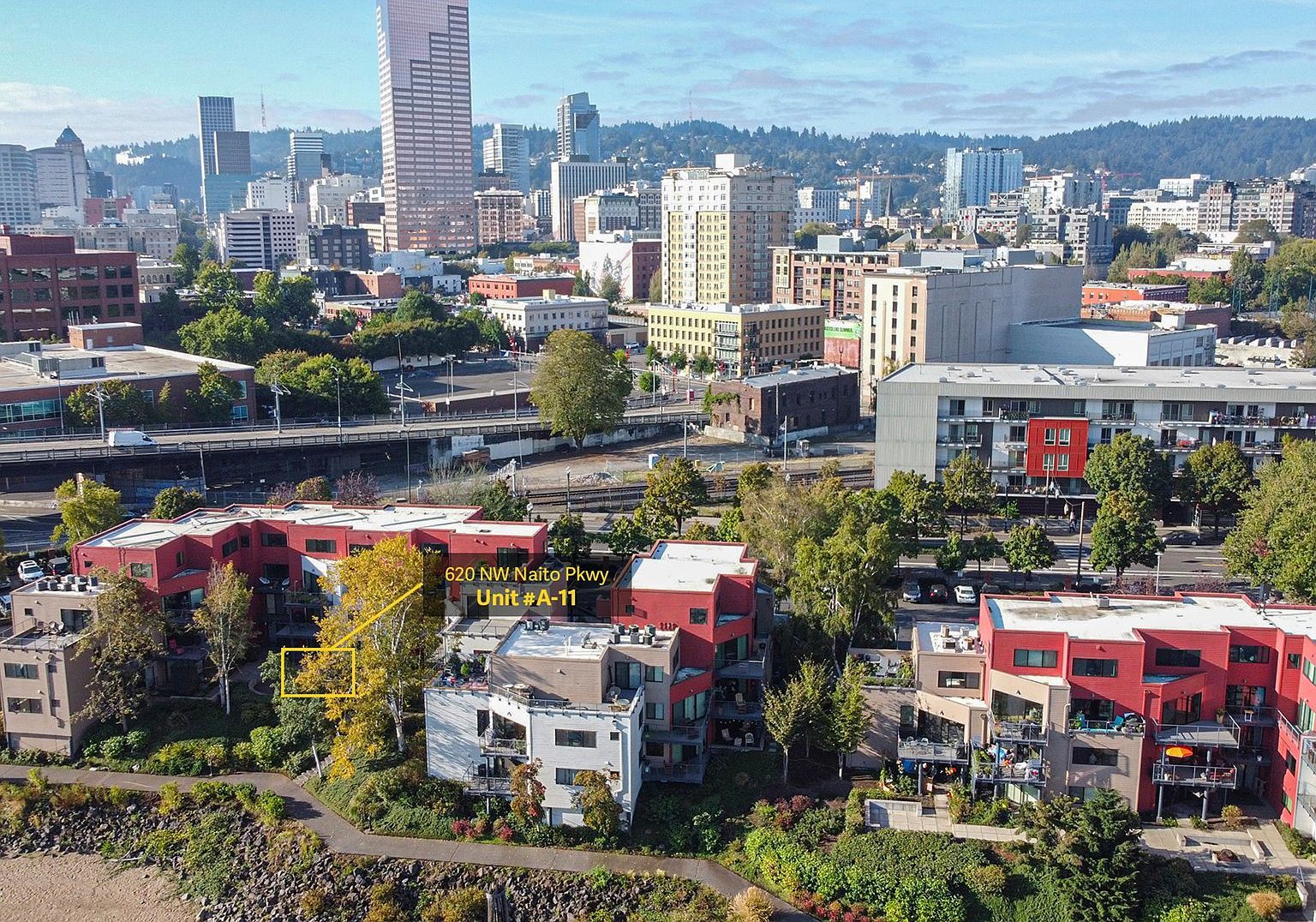 606 NW Naito Pkwy APT A11 Portland, OR 97209 - Thumbnail 2