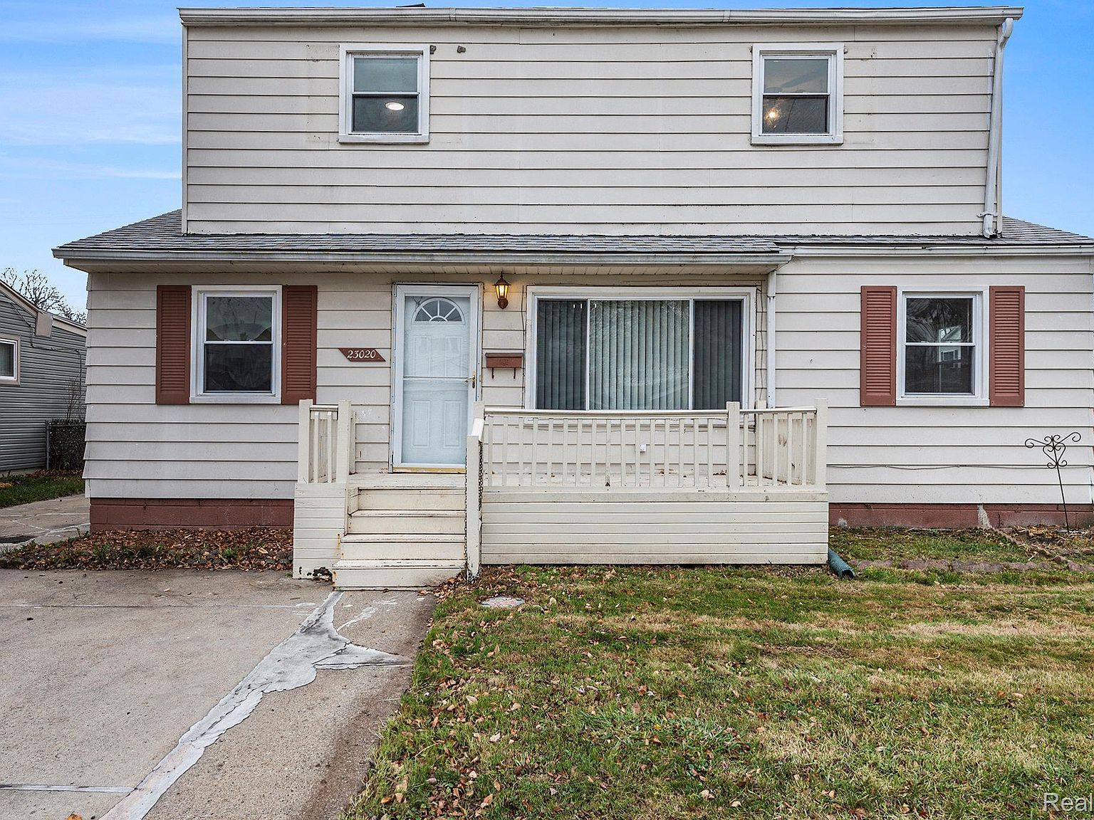 23020 Avon St Saint Clair Shores, MI 48082 - Thumbnail 2