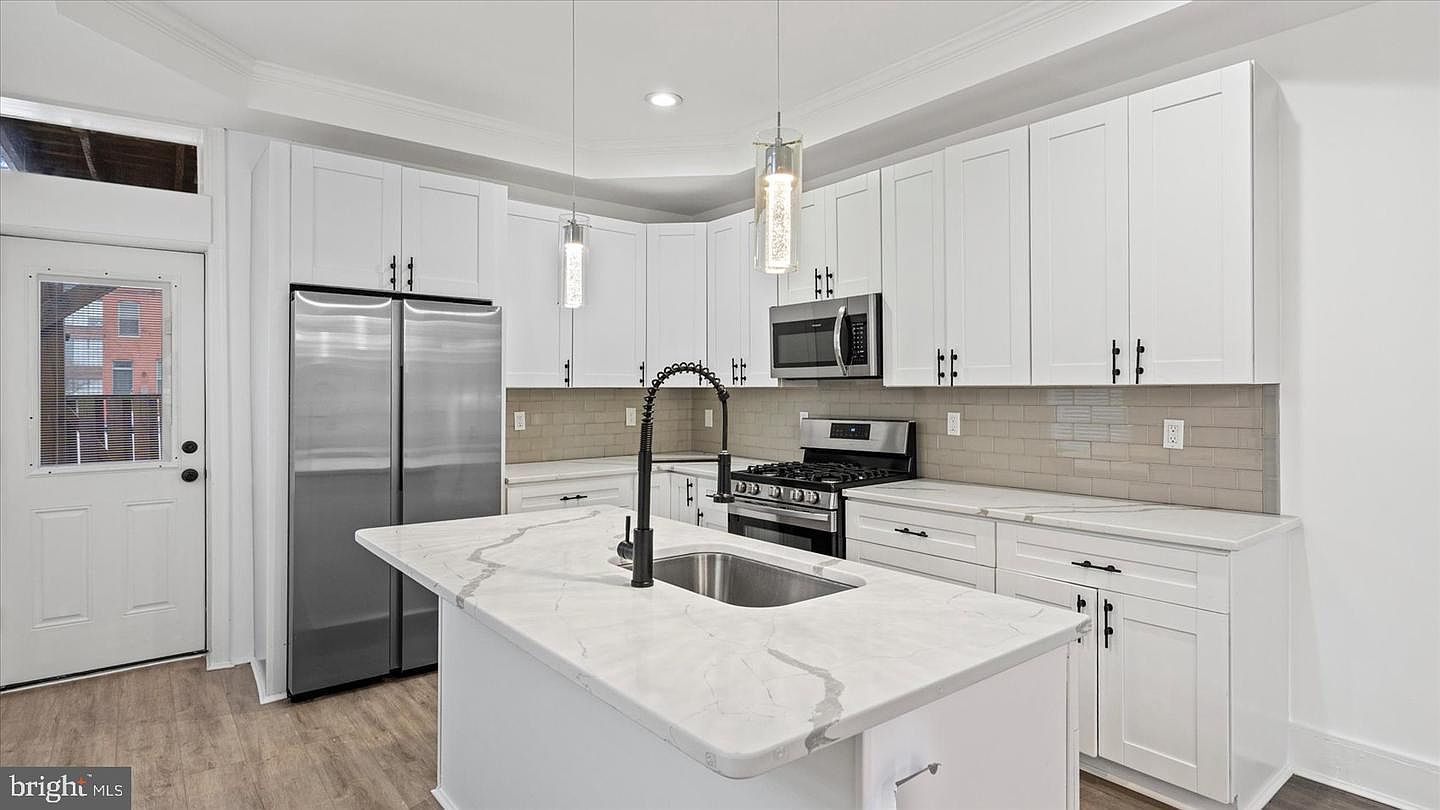 915 N Montford Ave Baltimore, MD 21205  | New build