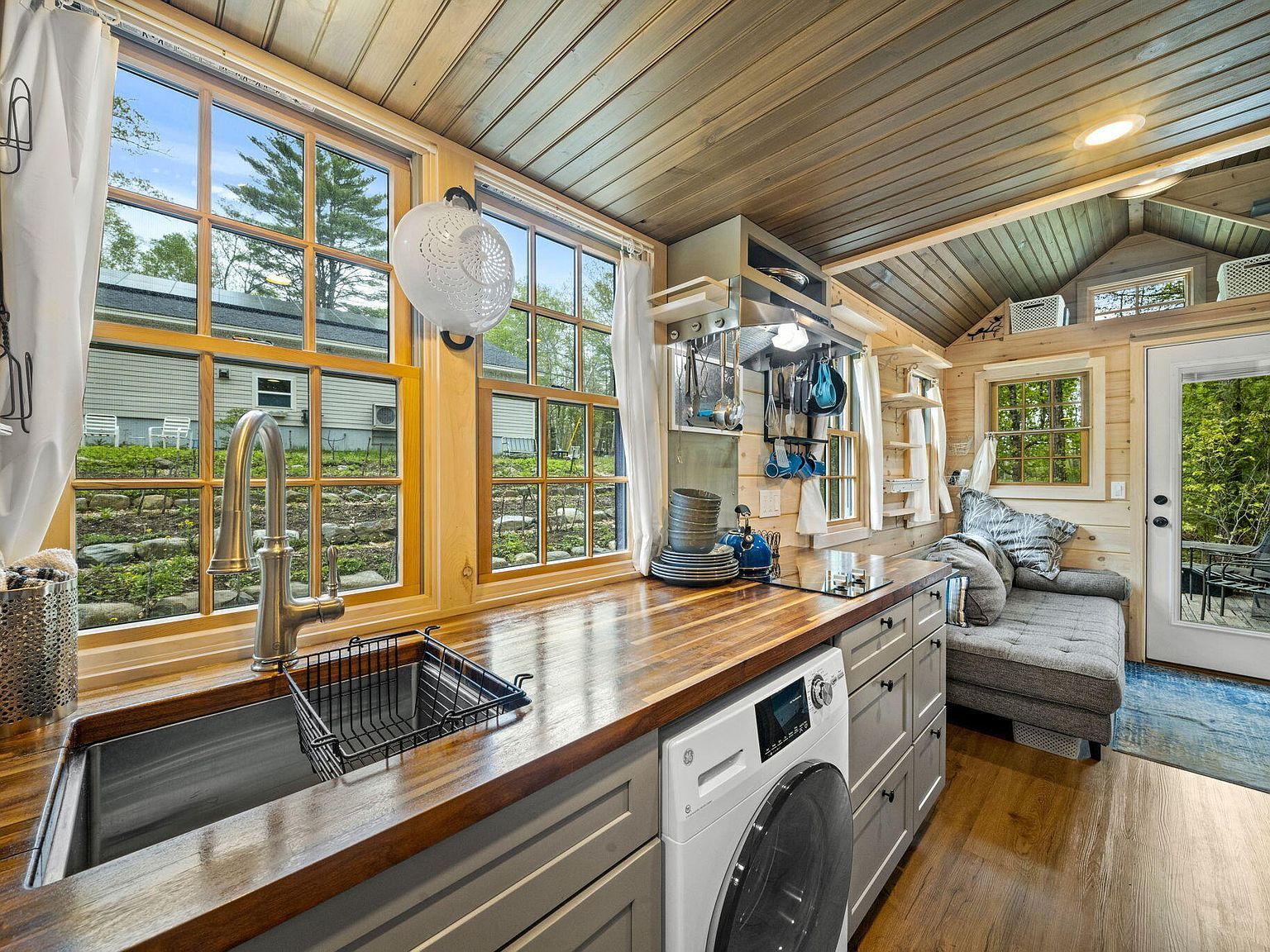 1773 Hudson Rd Hudson, ME 04449, 4449