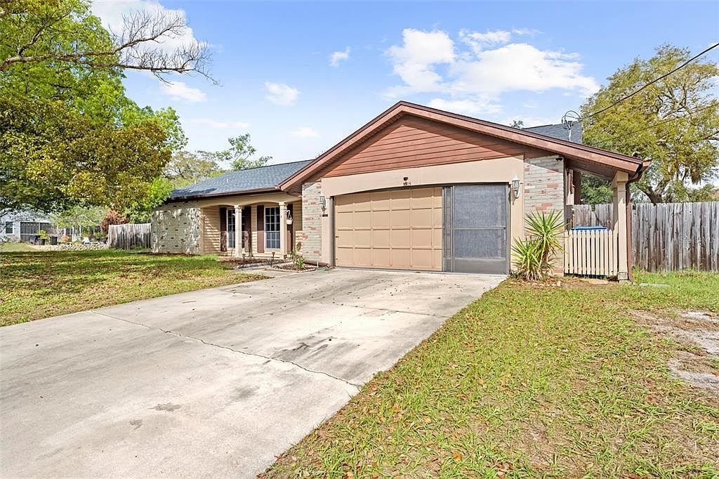 3305 Abeline Rd Spring Hill, FL 34608 - Thumbnail 2