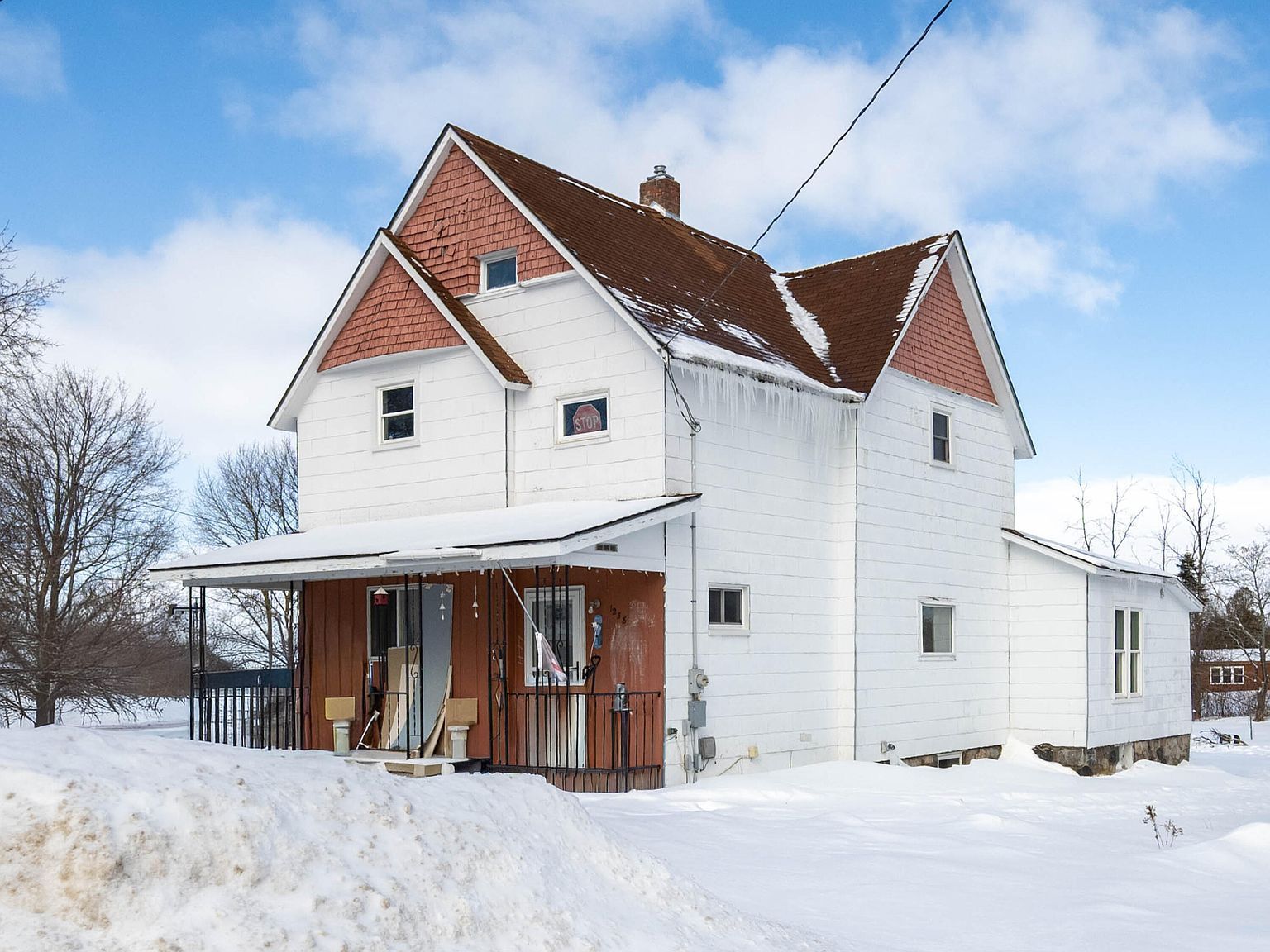 1238 Court St Cheboygan, MI 49721 - Thumbnail 2