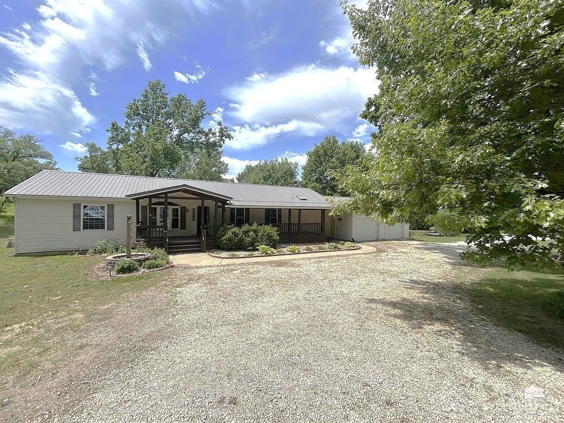 12760 Hillside Dr Saint George, KS 66535, 66535
