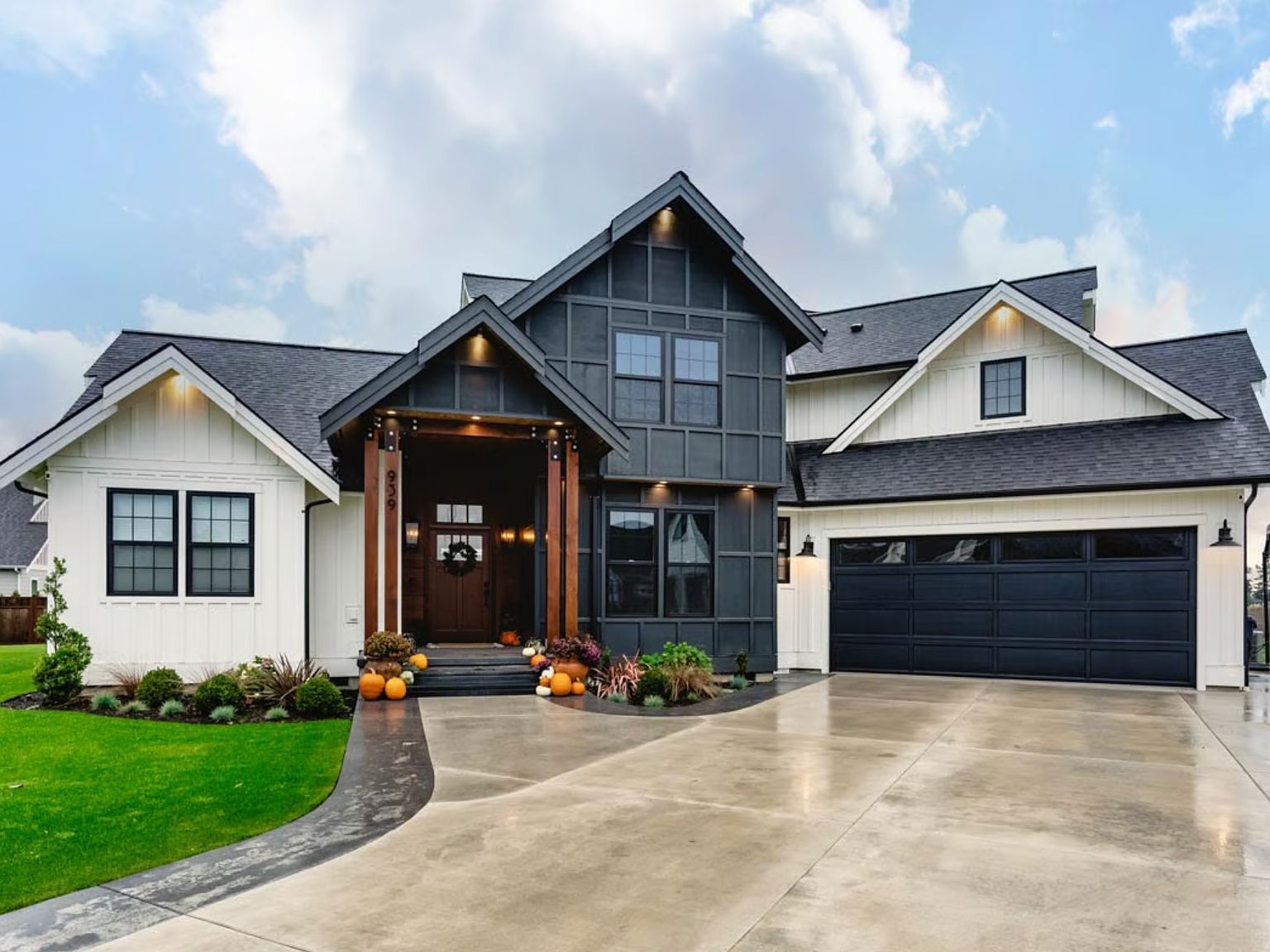 Blackwood Farmhouse Plan, The Summit Bowling Green, KY 42104 - Thumbnail 2