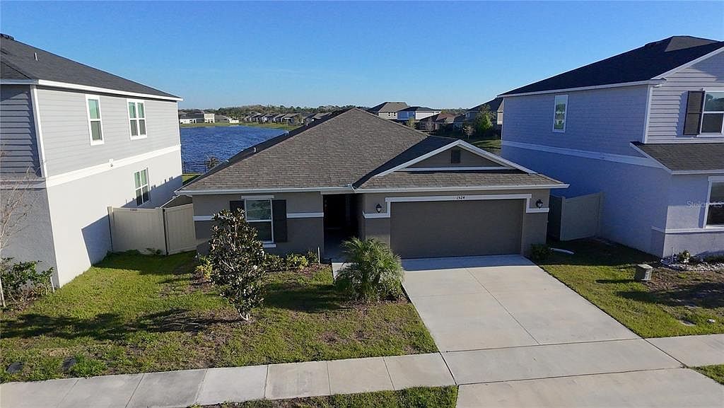 1524 Venice Ln Davenport, FL 33896 - Thumbnail 2