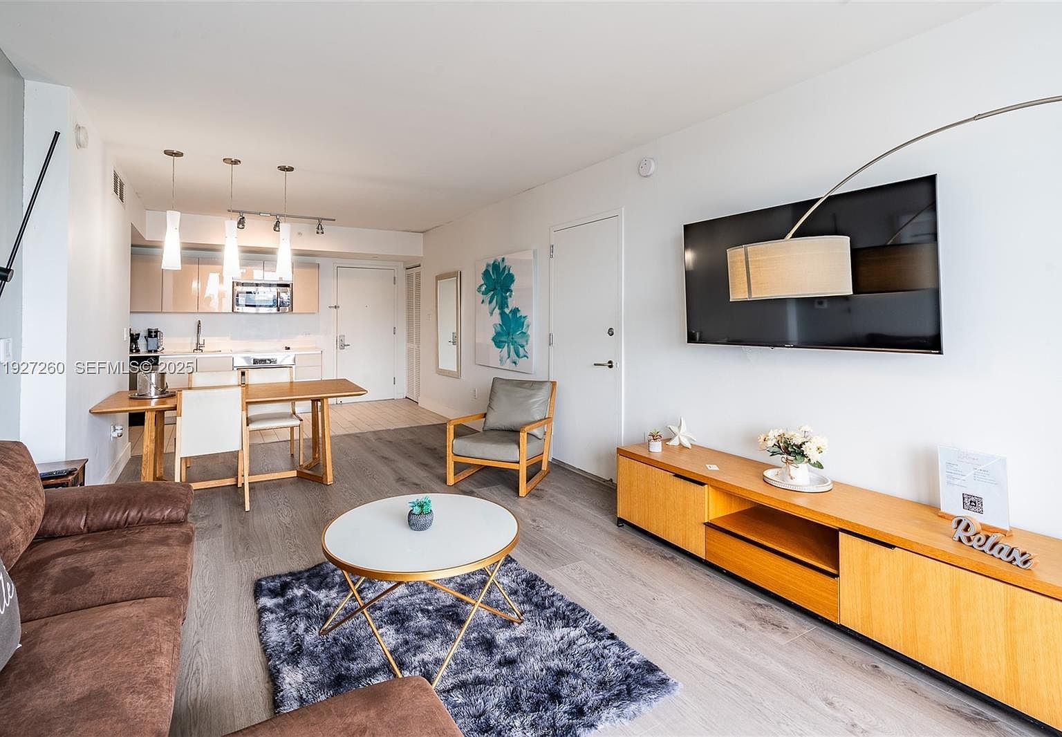 2602 E Hallandale Beach Blvd #R809 Hallandale, FL 33009 - Thumbnail 2