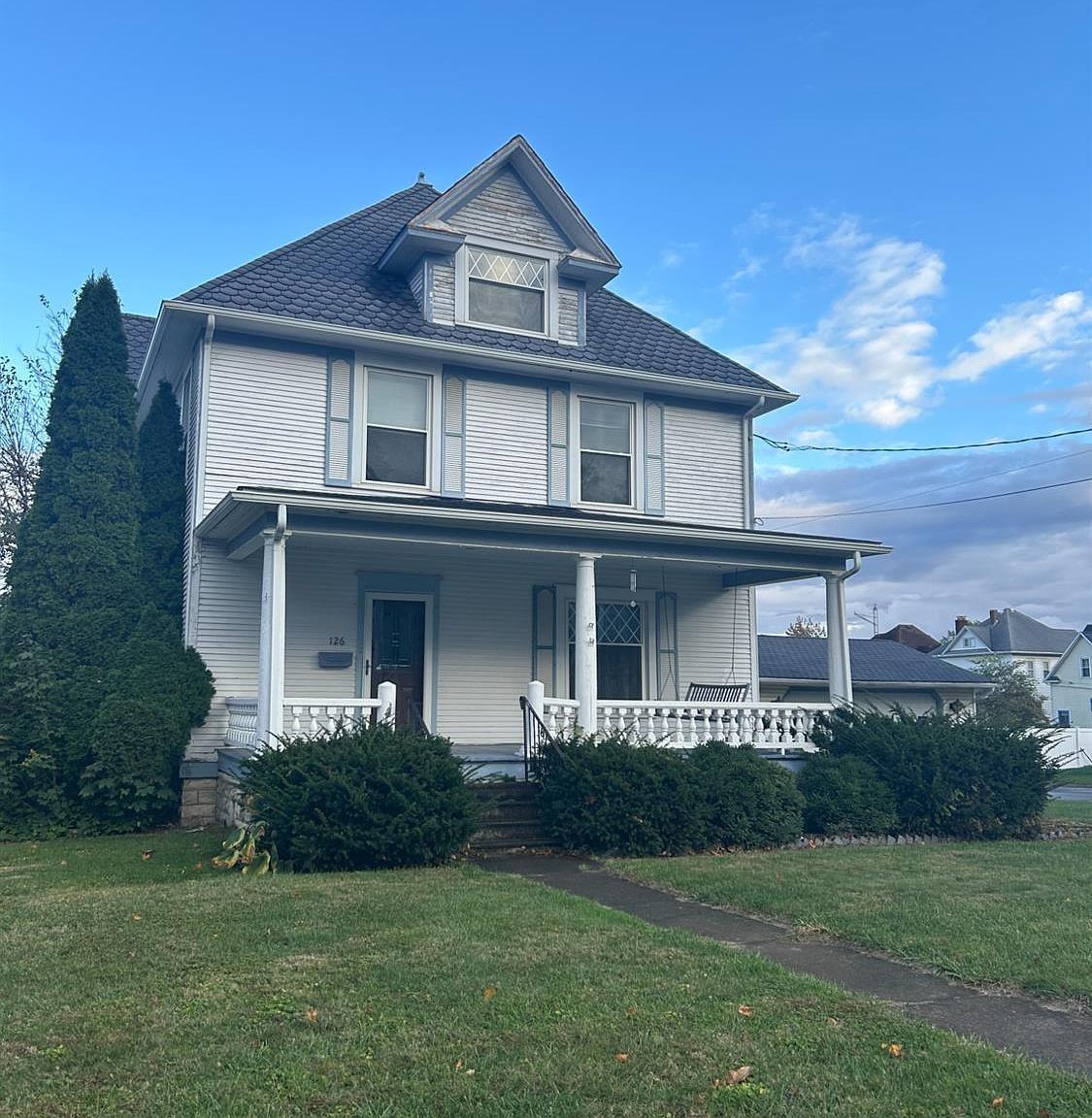 126 Greenwood Hts Bellevue, OH 44811 - Thumbnail 2