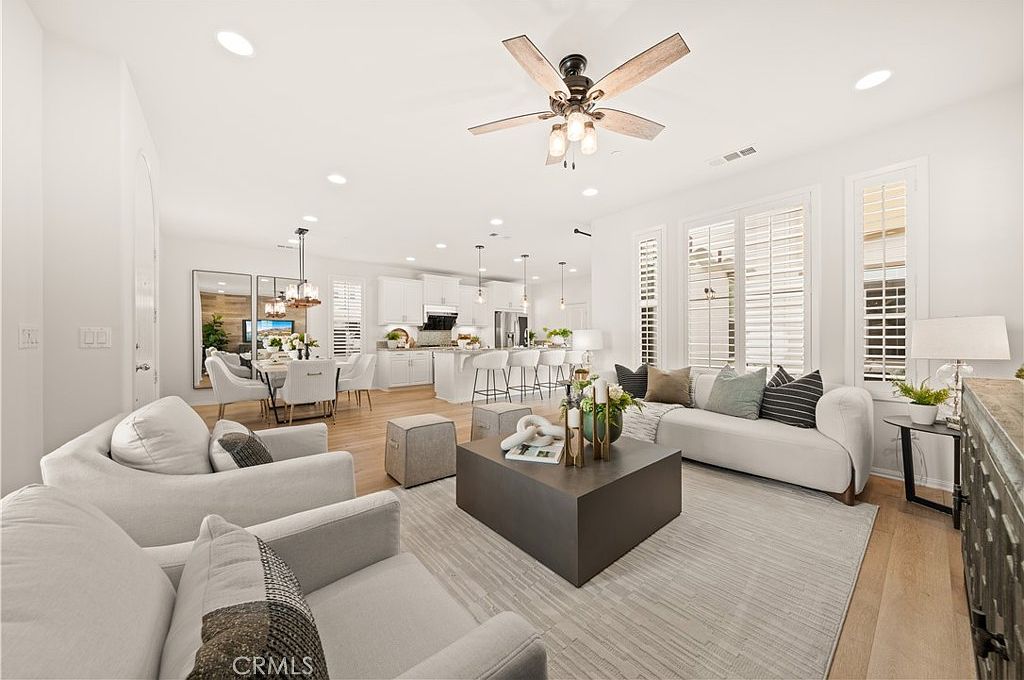 161 Fixie Irvine, CA 92618 - Thumbnail 2