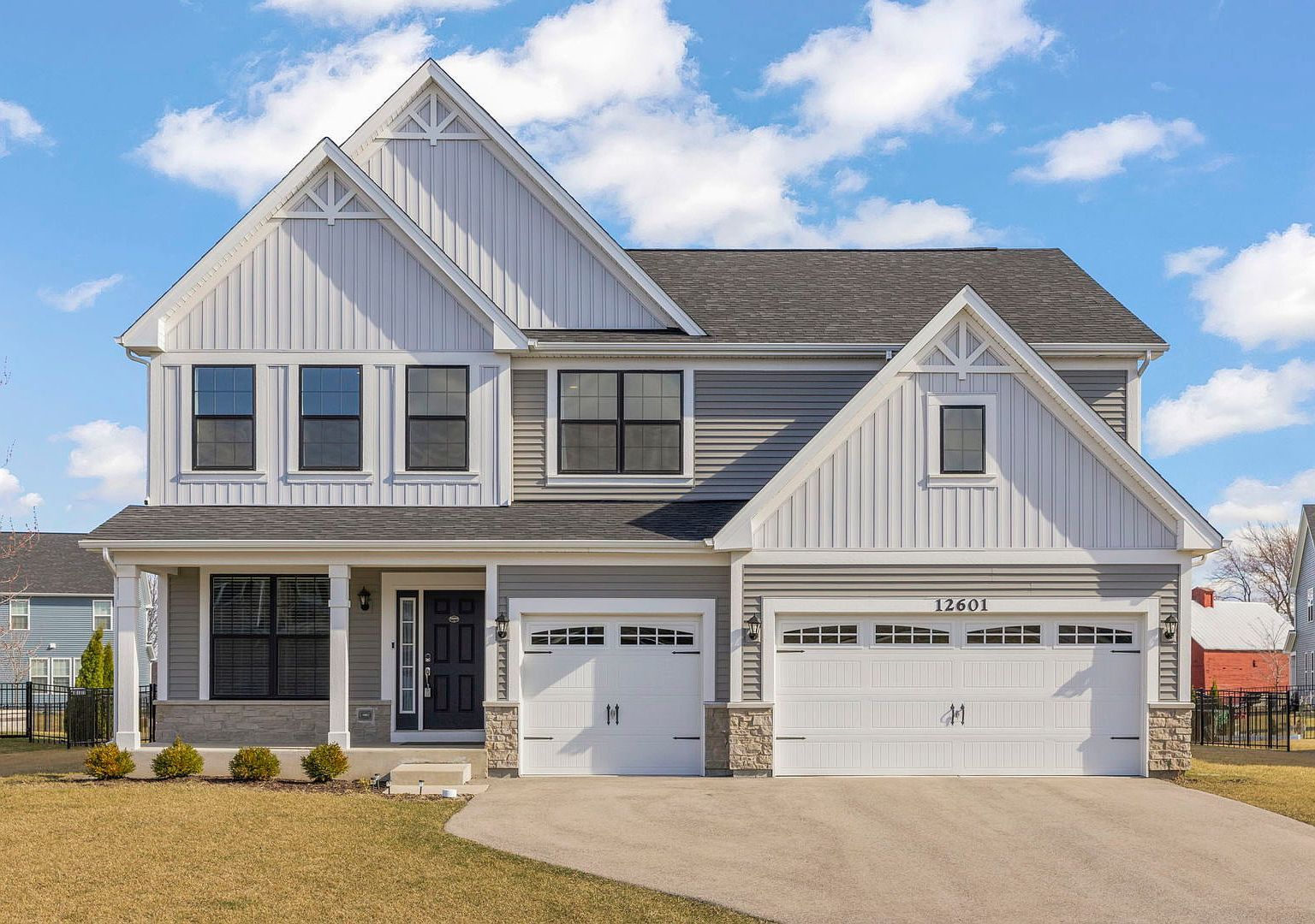 12601 S Poplar Xing Plainfield, IL 60585  | Single Family