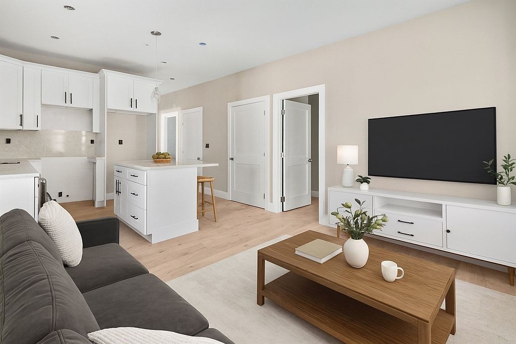 350 Windsor St #1 Cambridge, MA 02141  | New build