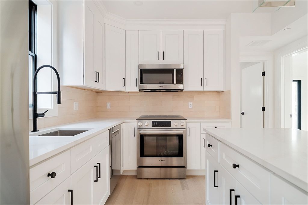 387 Norfolk St #1 Cambridge, MA 02139, 2139