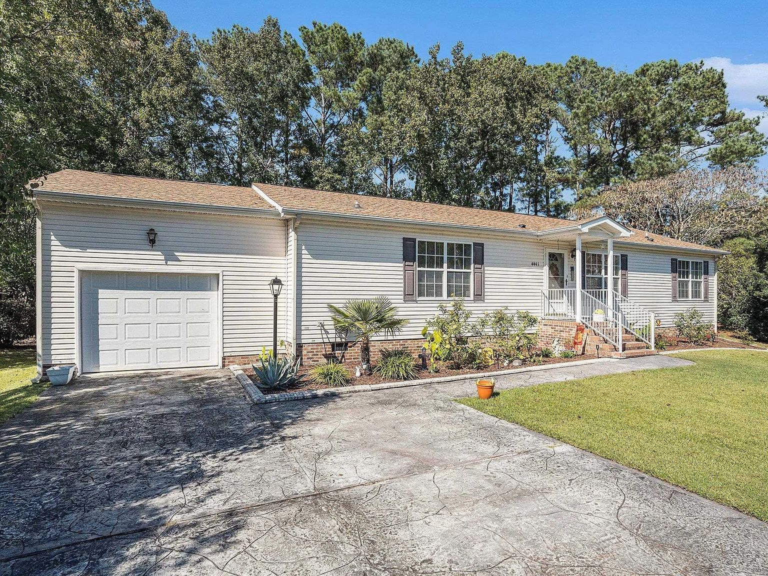 4441 Manitook Dr Little River, SC 29566 - Thumbnail 2