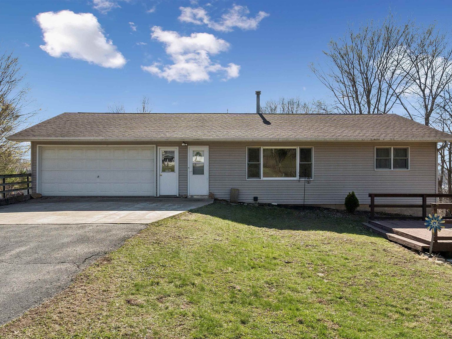 959 Whispering Ln Hazel Green, WI 53811  | Multi Family