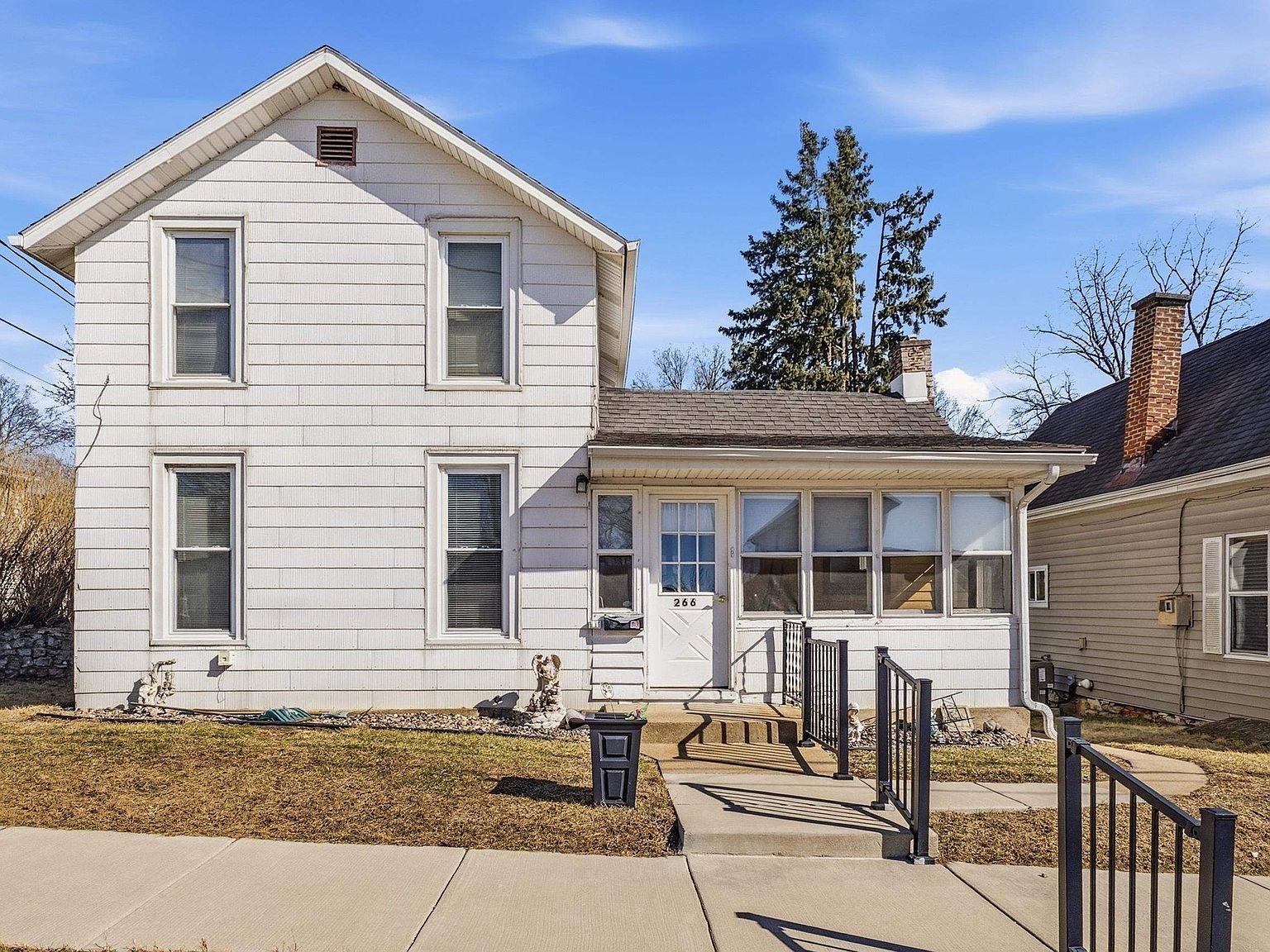 266 Beecher St East Dubuque, IL 61025  | Single Family