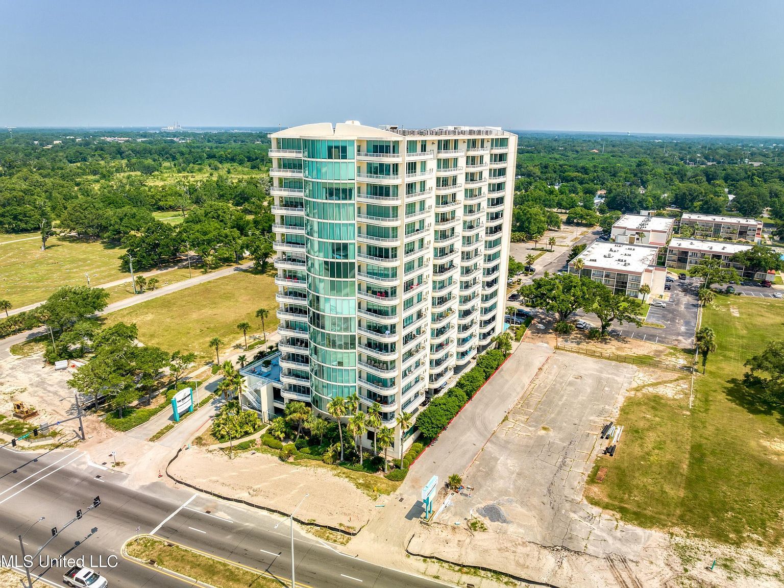2060 Beach Blvd Unit 502 Biloxi, MS 39531  | Condominium