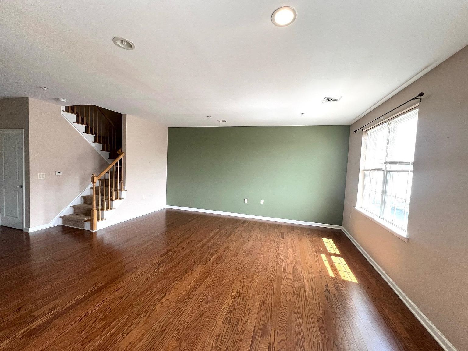 1209 Summit Ave #402 Jersey City, NJ 07307 - Thumbnail 2