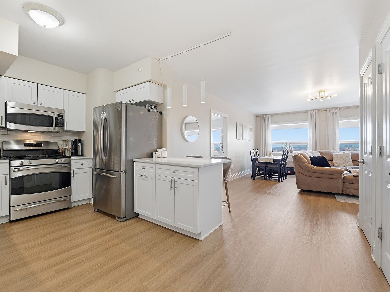 809 22nd St #1302 Union City, NJ 07087  | Condominium