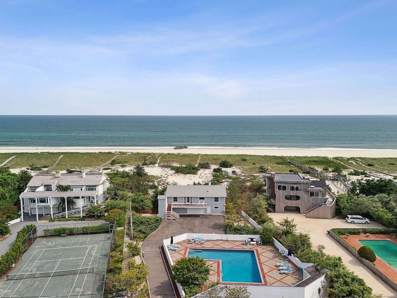 355 Dune Rd Westhampton Beach, NY 11978 - Thumbnail 2