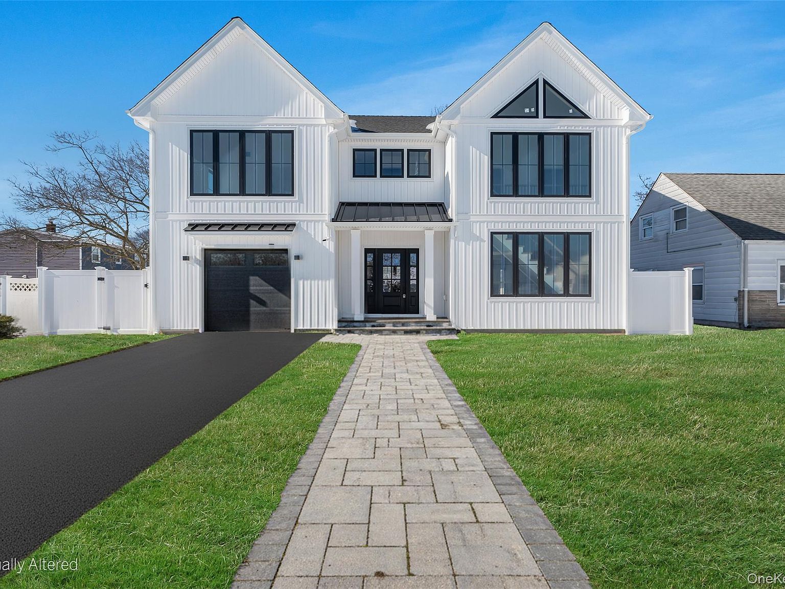 38 Pond Ln Levittown, NY 11756 - Thumbnail 2