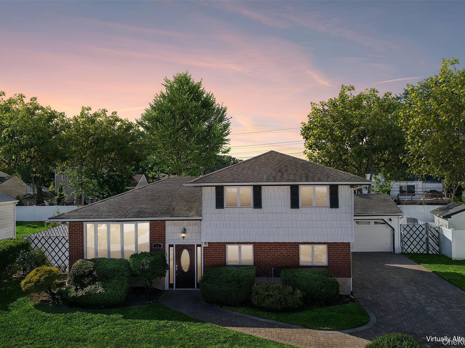 33 Fairlawn Ln Centereach, NY 11720 - Thumbnail 2