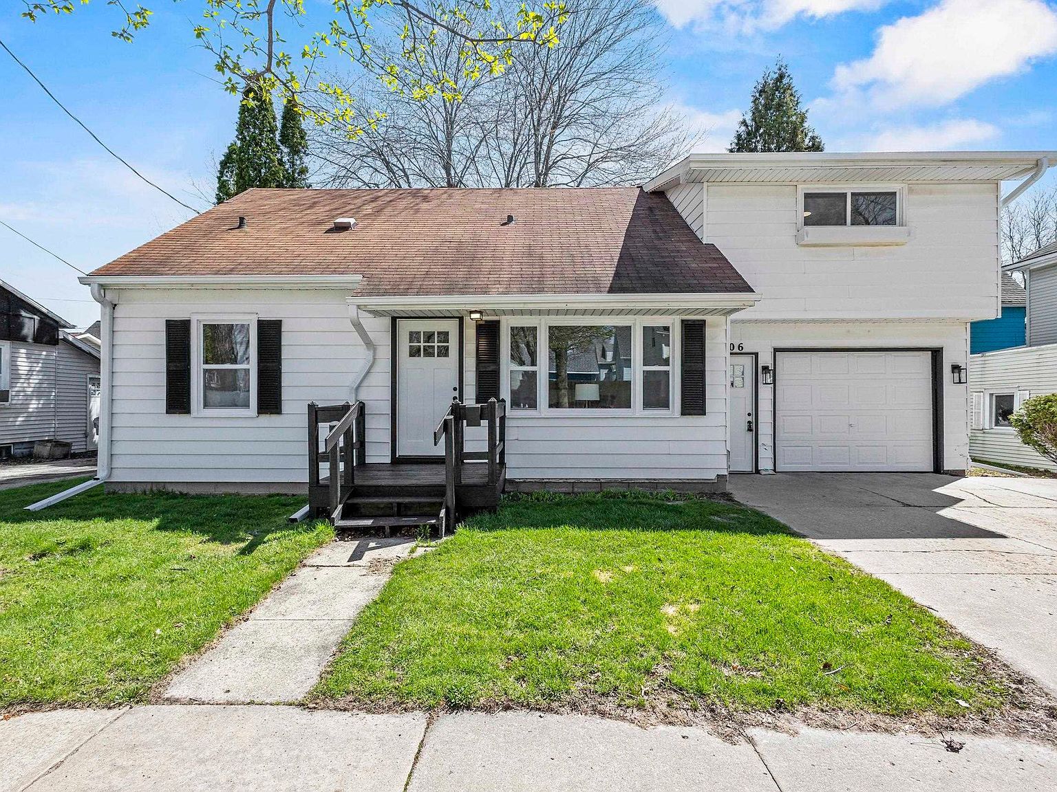 1106 N Drew St Appleton, WI 54911  | Single Family