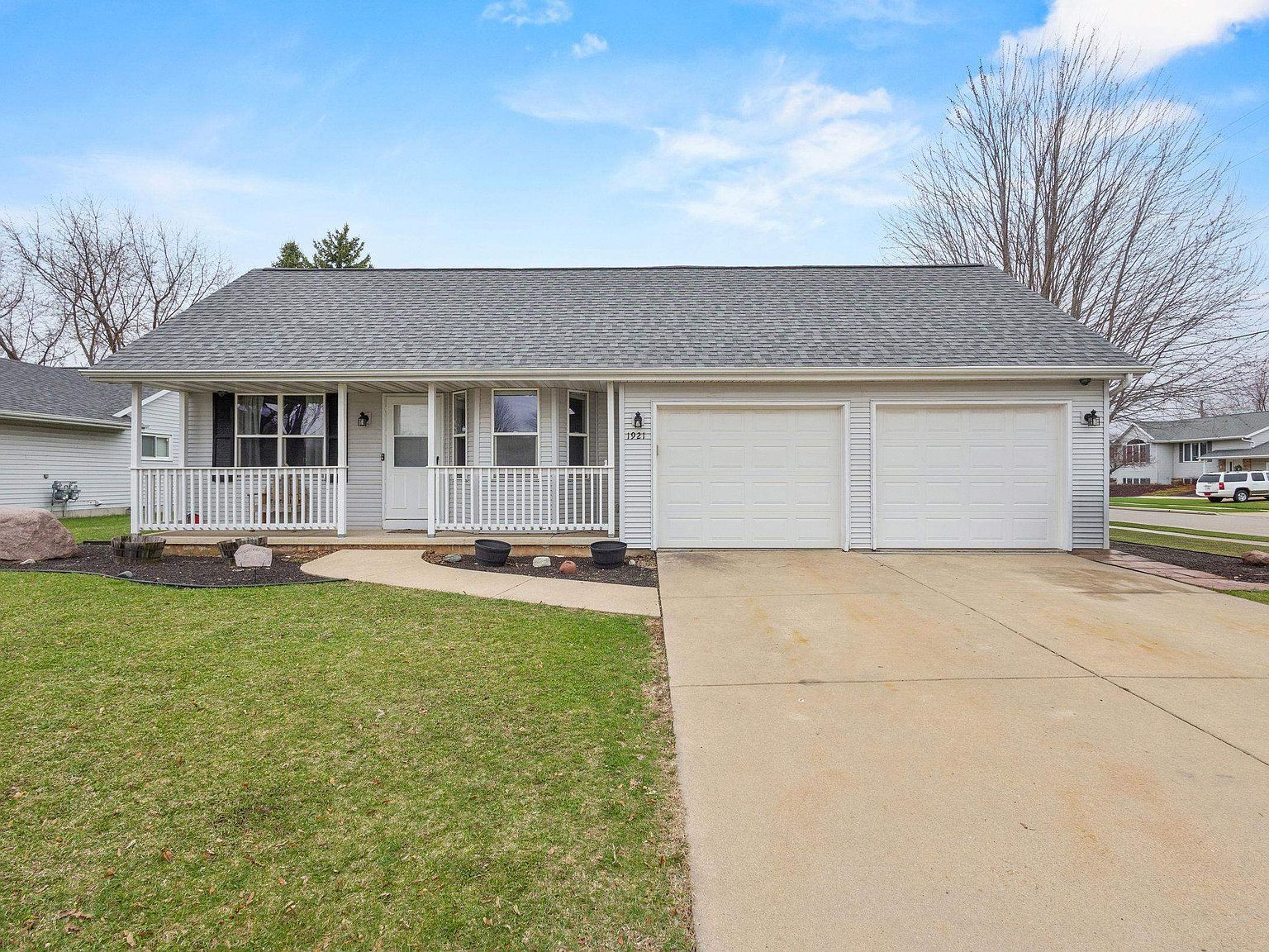 1921 Ceil St Little Chute, WI 54140  | Single Family