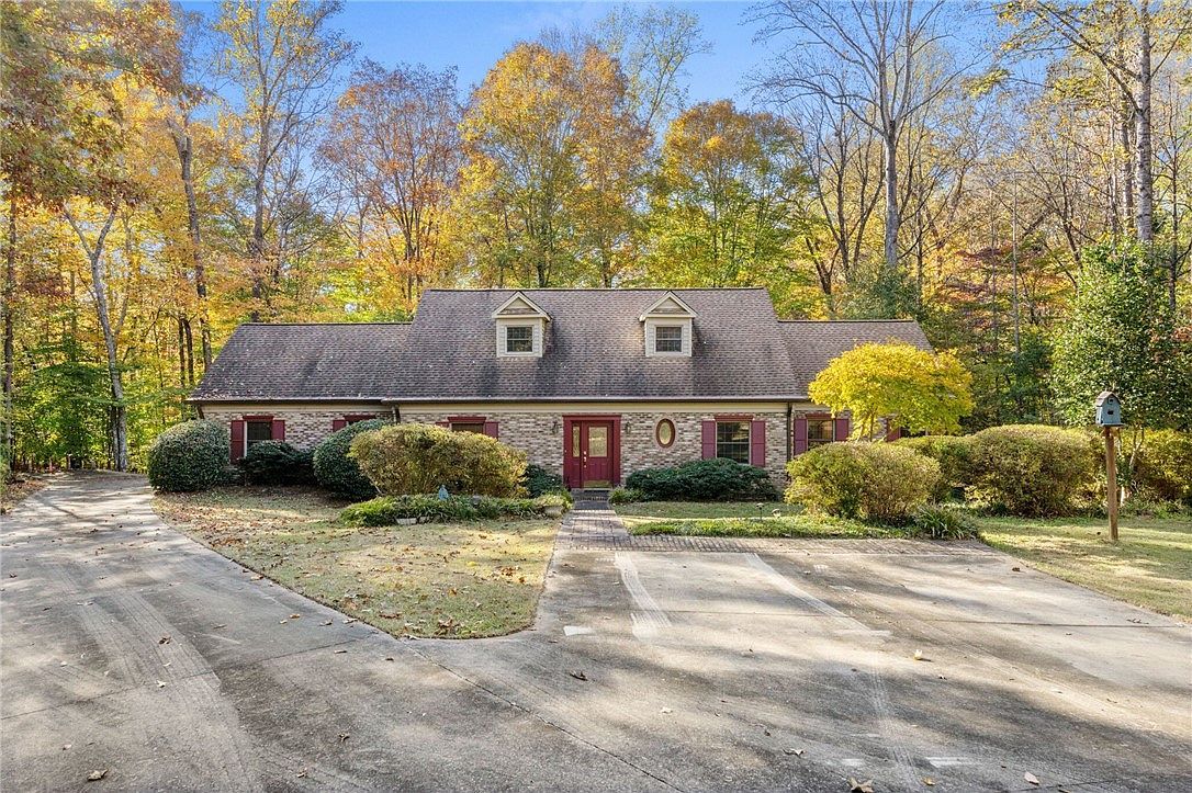 206 Cedar Dale Dr Central, SC 29630 - Thumbnail 2