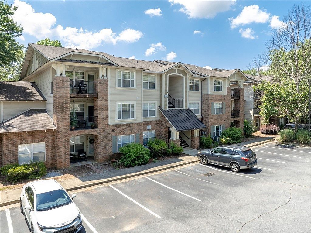 833 Old Greenville Hwy APT 933 Clemson, SC 29631 | Condominium