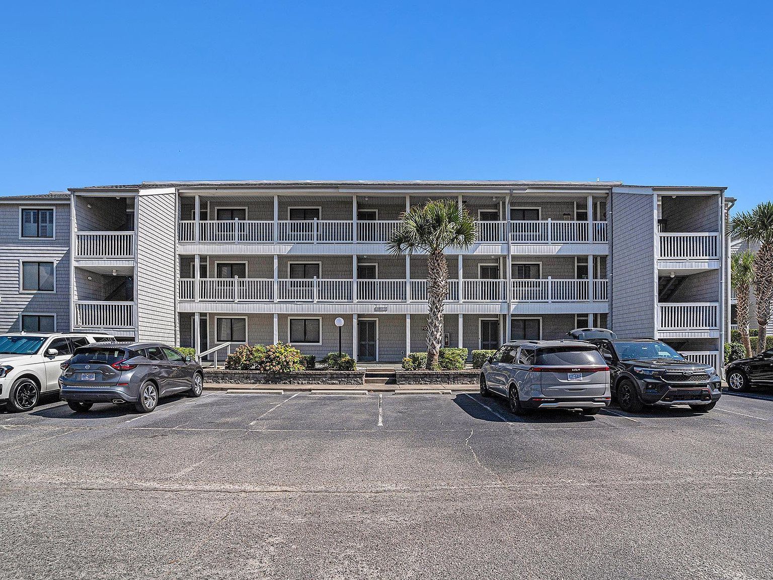 1820 N Ocean Blvd #204E North Myrtle Beach, SC 29582 - Thumbnail 2