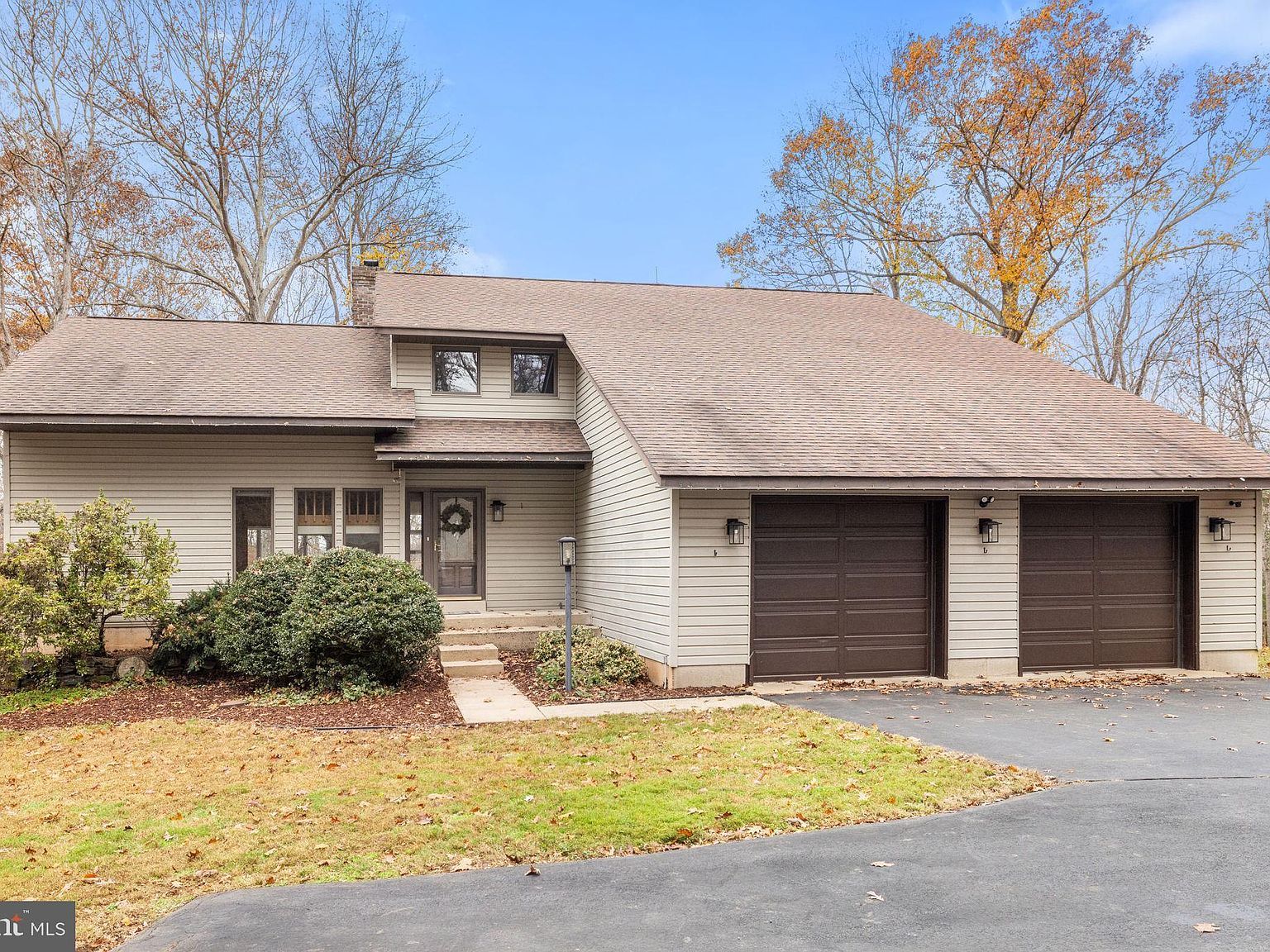 8423 Lock Ln Warrenton, VA 20186 - Thumbnail 2