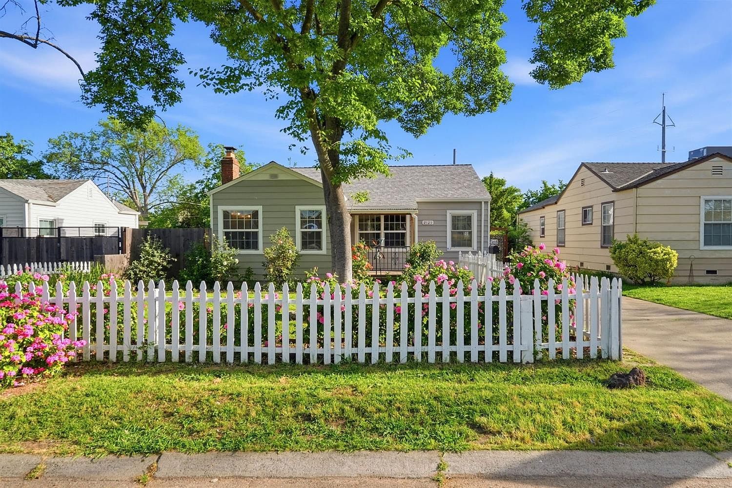 2121 Juliesse Ave Sacramento, CA 95821  | Single Family