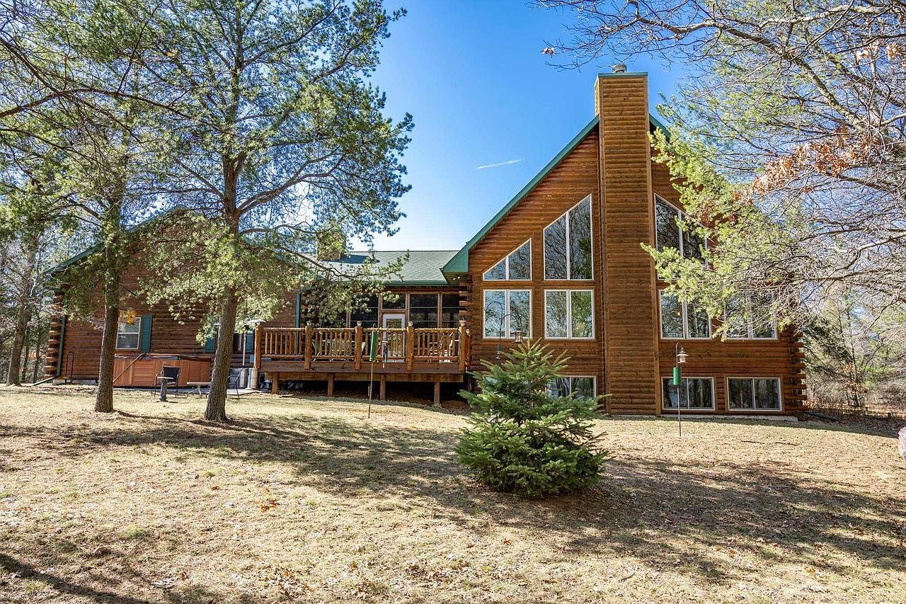 N13436 19th Ave Necedah, WI 54646, 54646