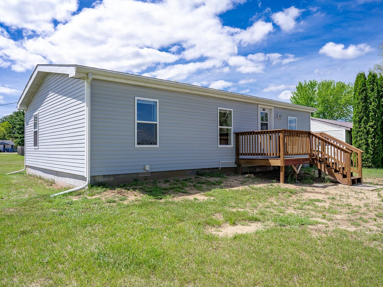 801 N Harvey St Necedah, WI 54646, 54646