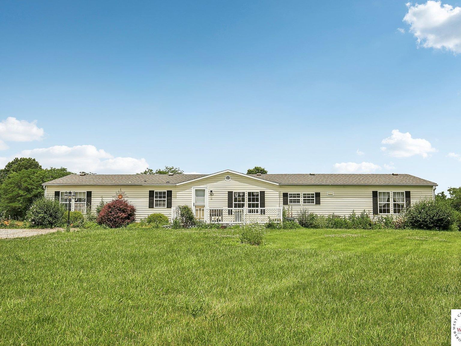 507 NW 165th St Centerview, MO 64019 - Thumbnail 2