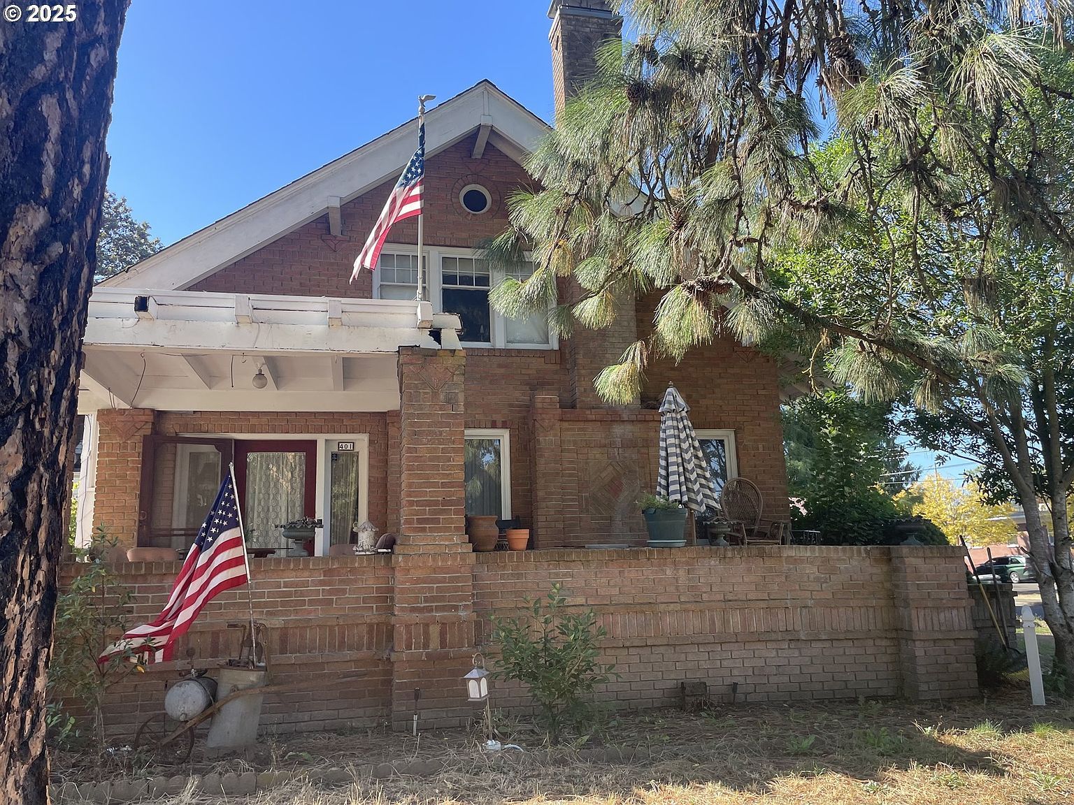 401 S College St Newberg, OR 97132 - Thumbnail 2