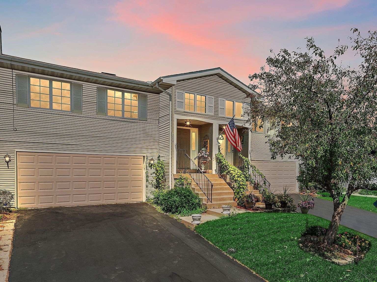 204 Barbara Jean Dr Schererville, IN 46375 - Thumbnail 2