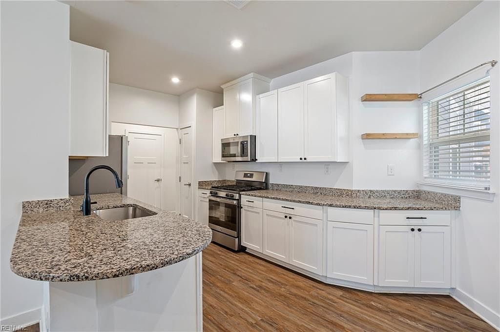 1830 Whelp Way Chesapeake, VA 23323 - Thumbnail 2