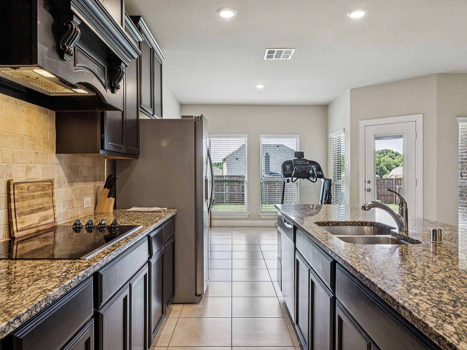 540 Winnetka Dr Oak Pt, TX 75068 - Thumbnail 2