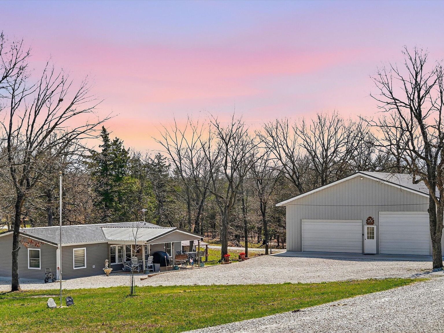 21825 W Capri Hermitage, MO 65668  | New build