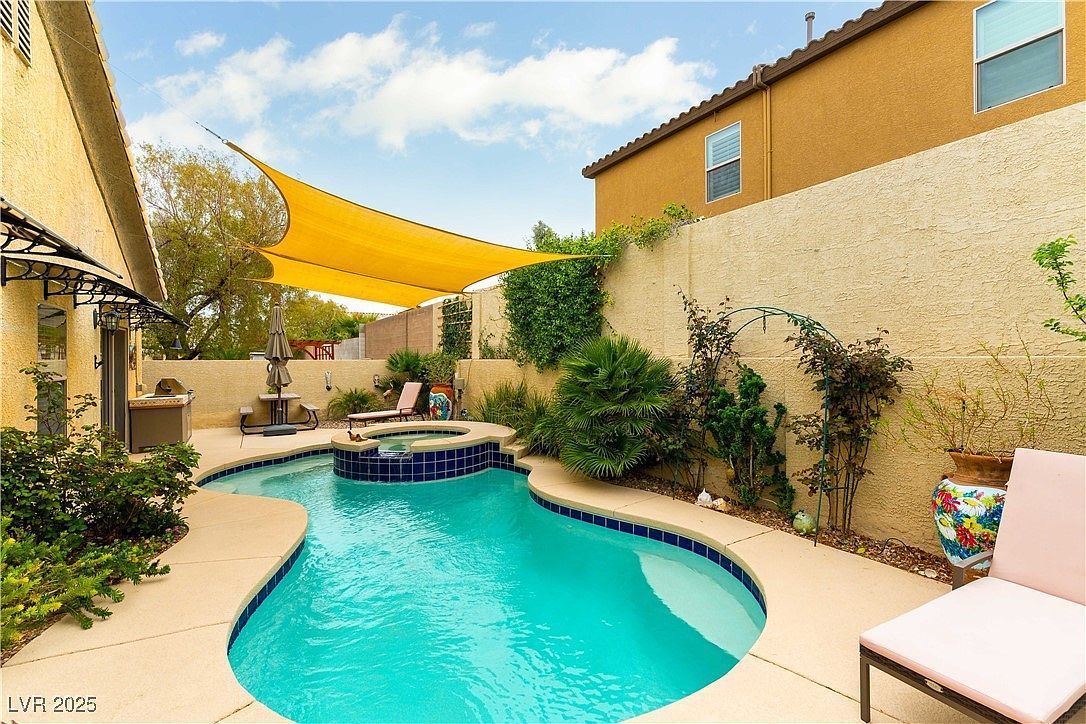 115 Cora Hills Ct Las Vegas, NV 89148 - Thumbnail 2